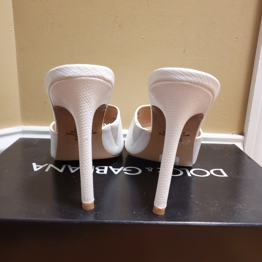NWT White Stilettos - Picture 3 of 6